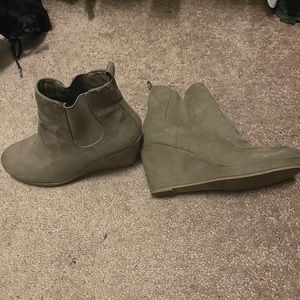 Tam wedge boot